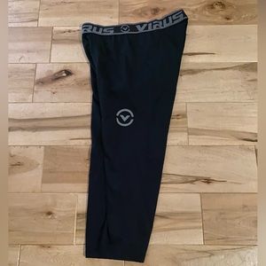 Virus International 3/4 Compression